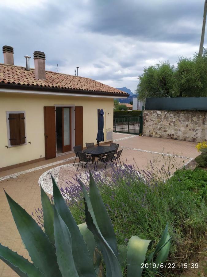Appartamento Con Giardino A Cisano Di Μπαρντολίνο Εξωτερικό φωτογραφία