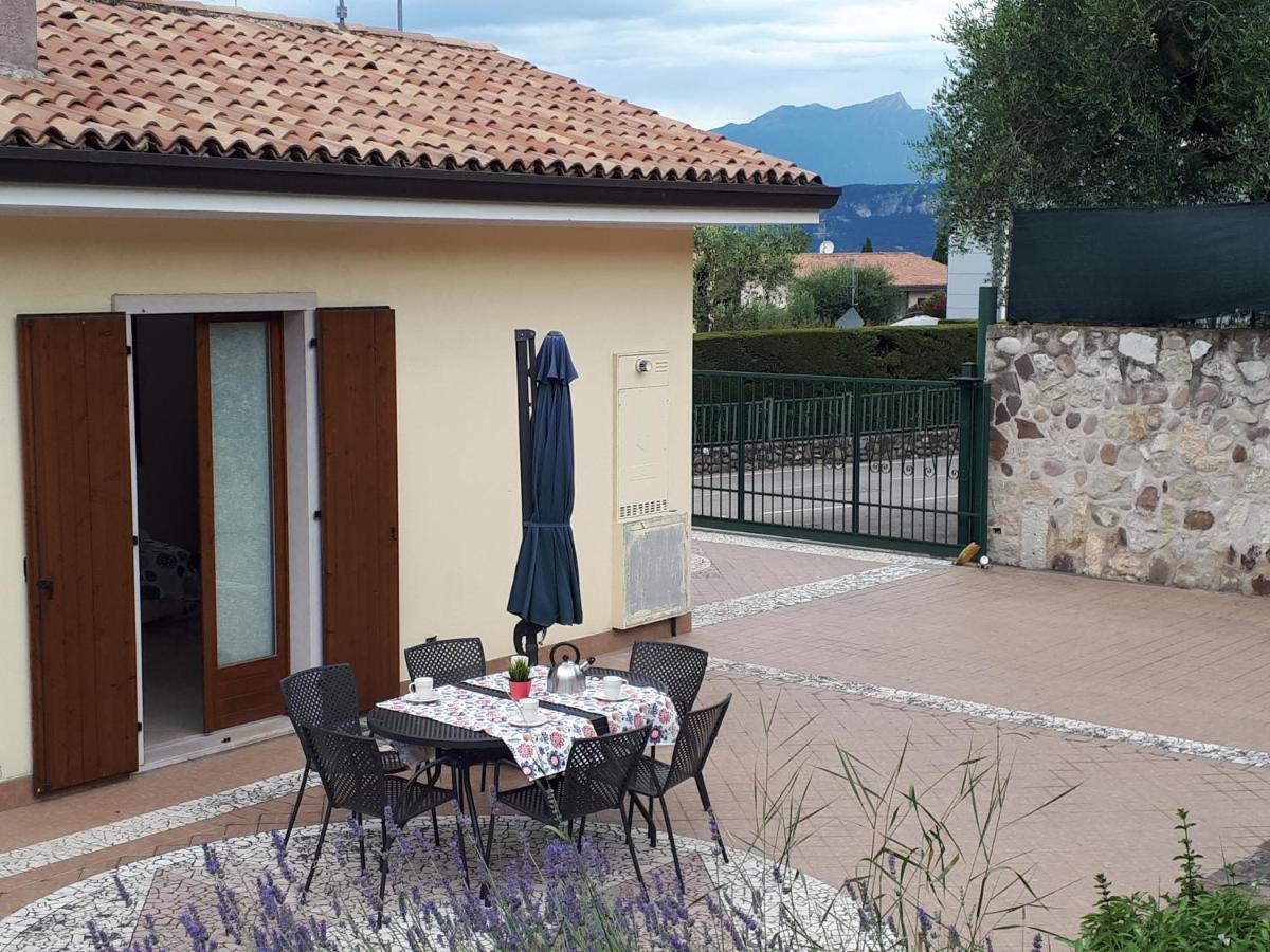 Appartamento Con Giardino A Cisano Di Μπαρντολίνο Εξωτερικό φωτογραφία
